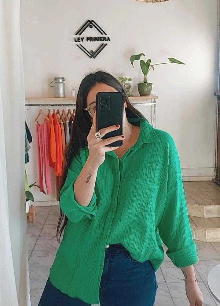 camisa verde